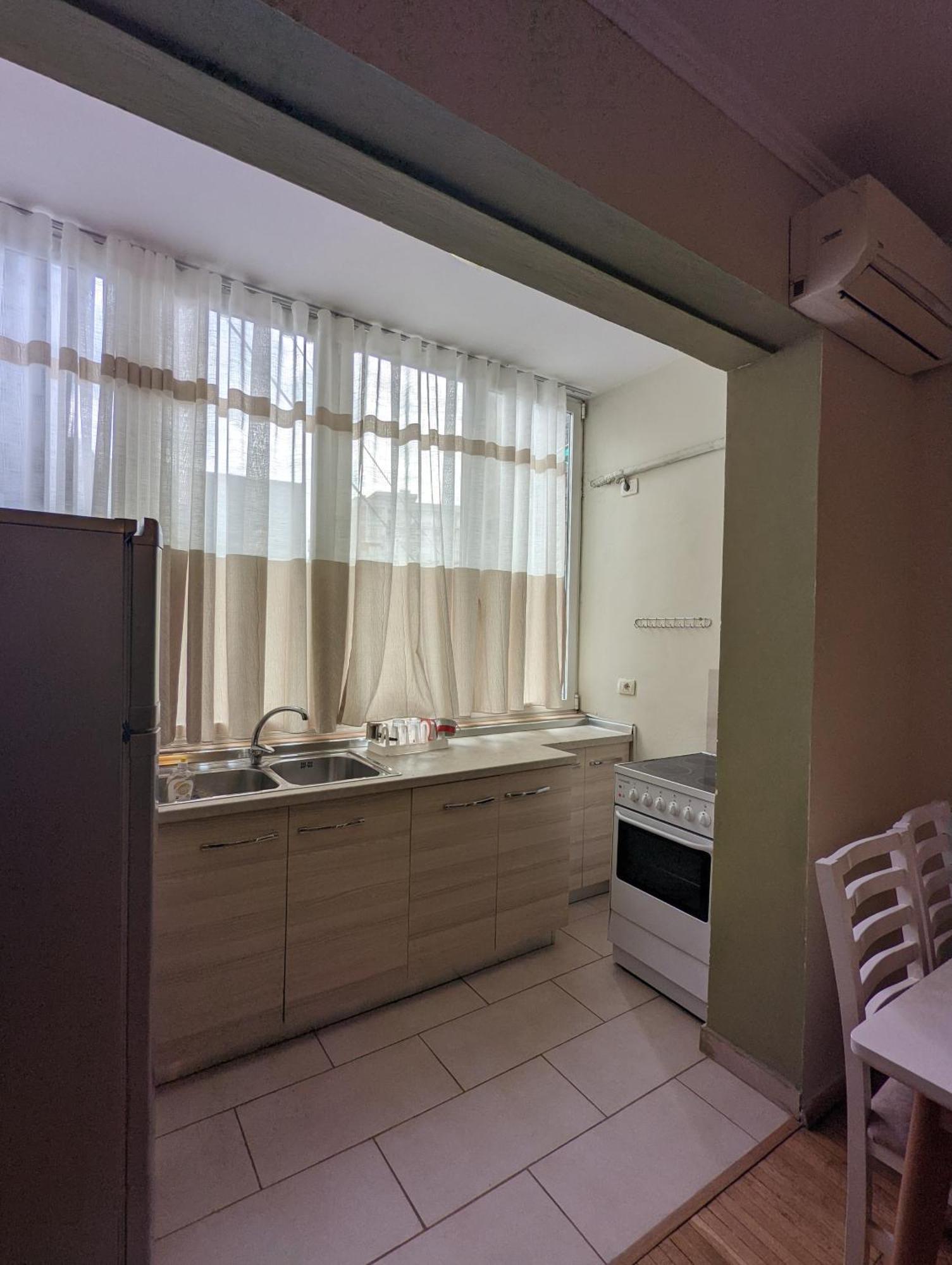Vintage Apartment In Center Tirana Exterior foto